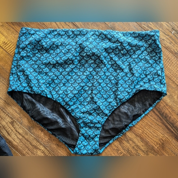 High Waist Smooth Swim Bottom mermaid scale plus size 3x Teal - Picture 5 of 8